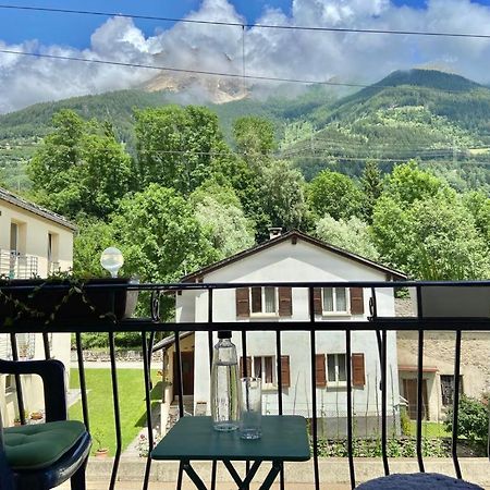 Bed and Breakfast Chasa Sassalbo à Poschiavo Extérieur photo