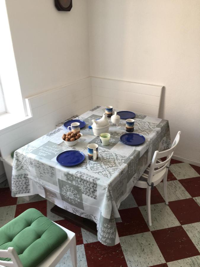 Bed and Breakfast Chasa Sassalbo à Poschiavo Extérieur photo