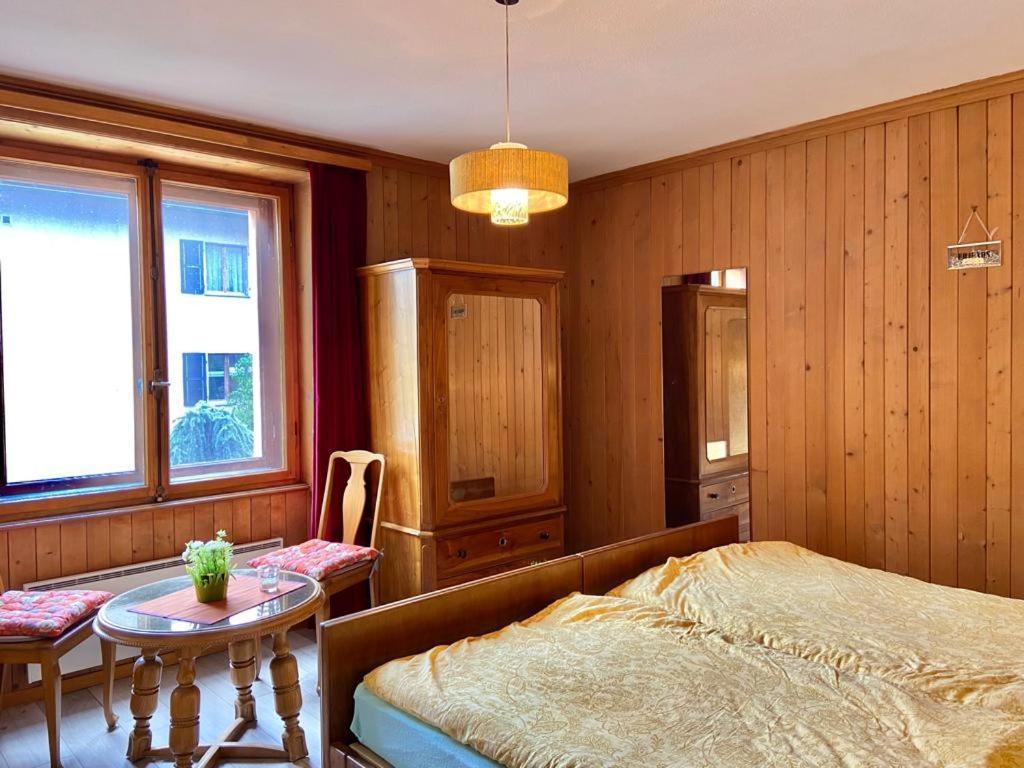 Bed and Breakfast Chasa Sassalbo à Poschiavo Extérieur photo